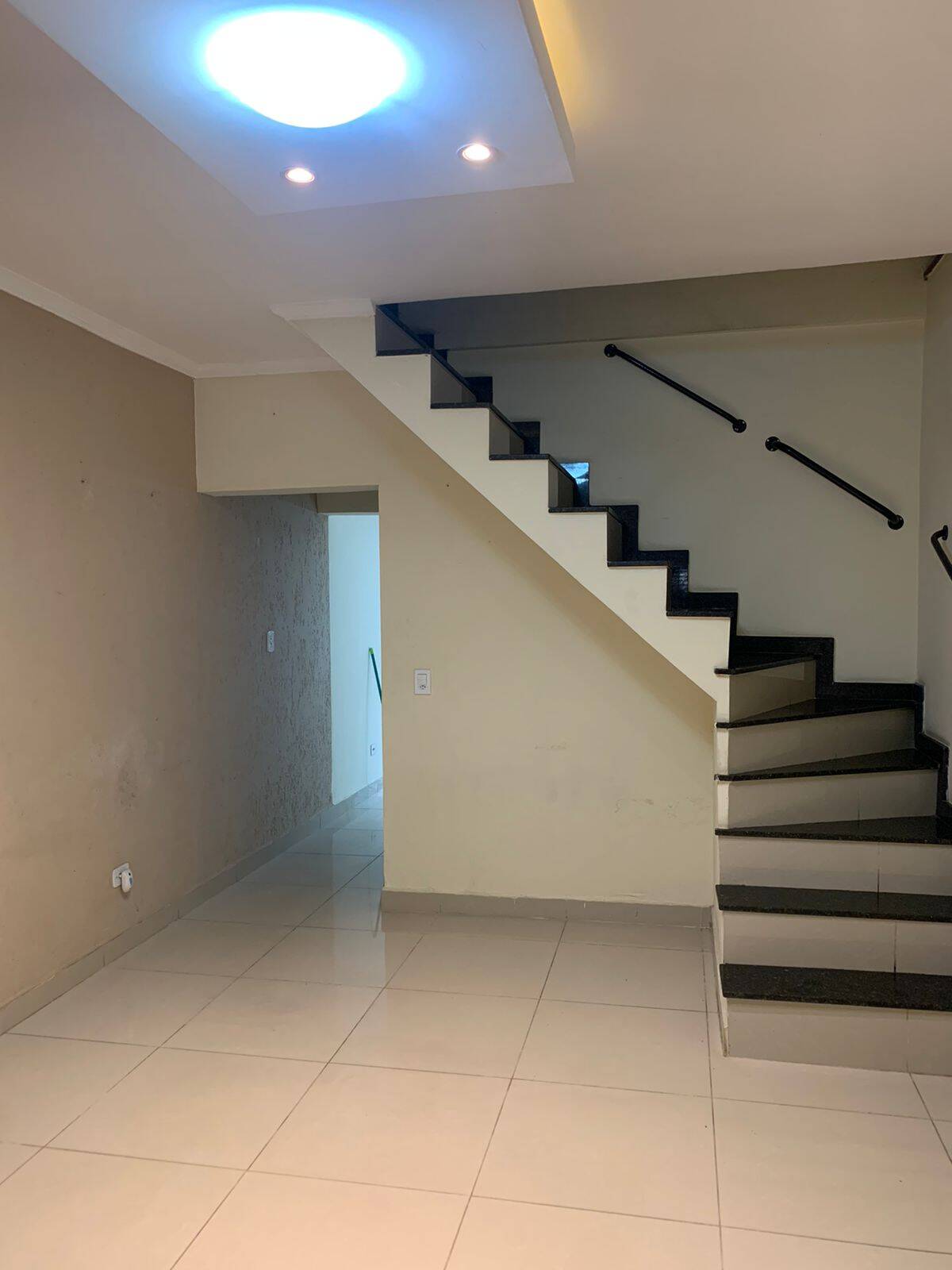 Casa à venda com 3 quartos, 125m² - Foto 3